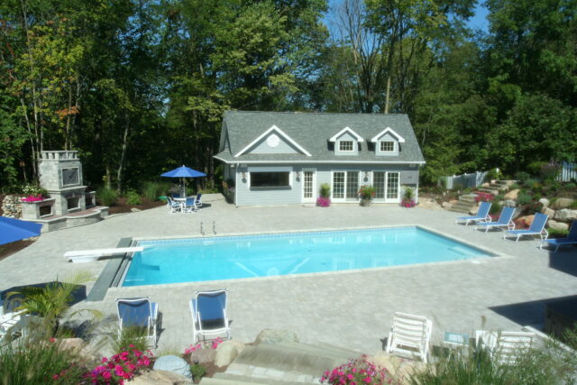 Traditional swimming pool - Master Pools Guild