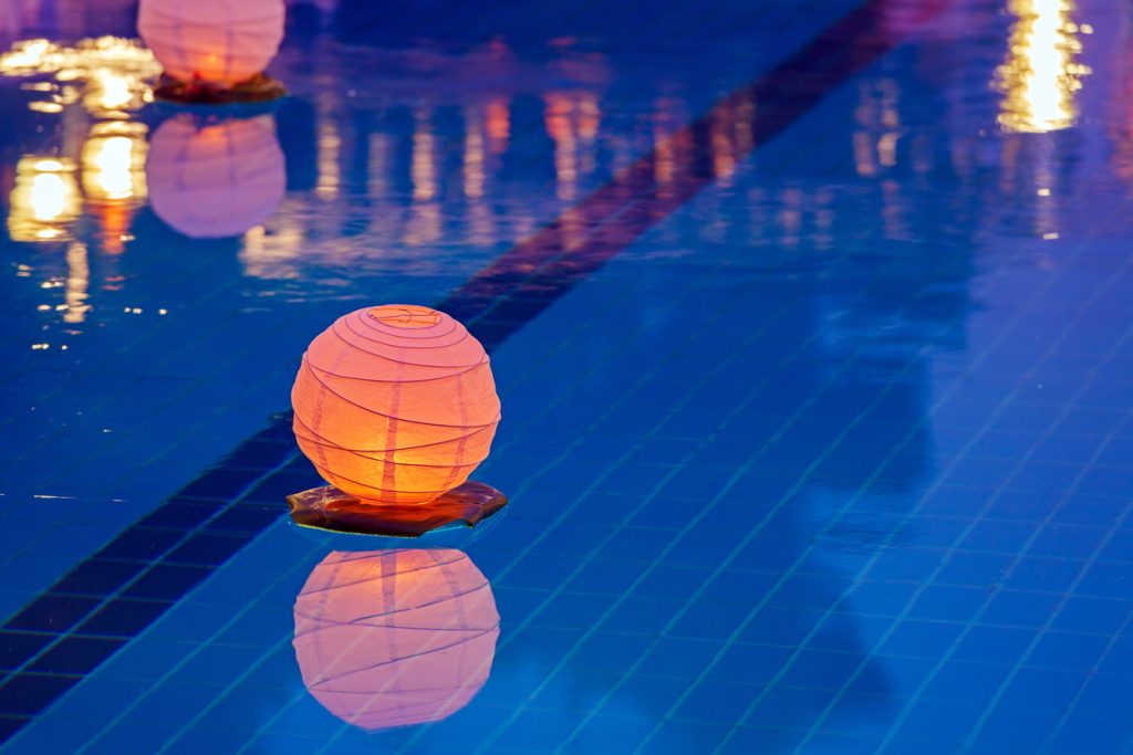 floating pool lights - MPG